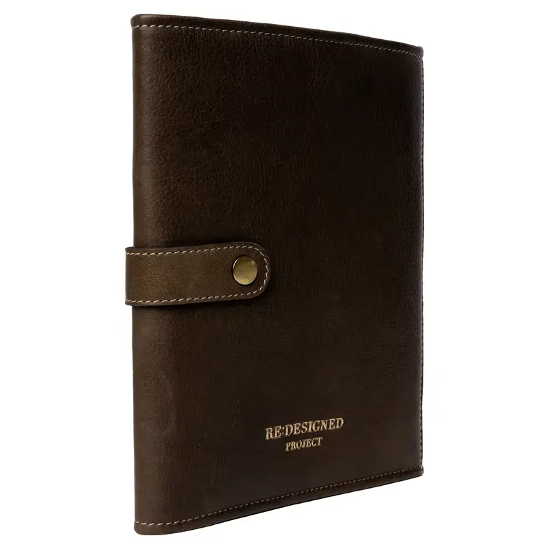 project 14 i farven dark green